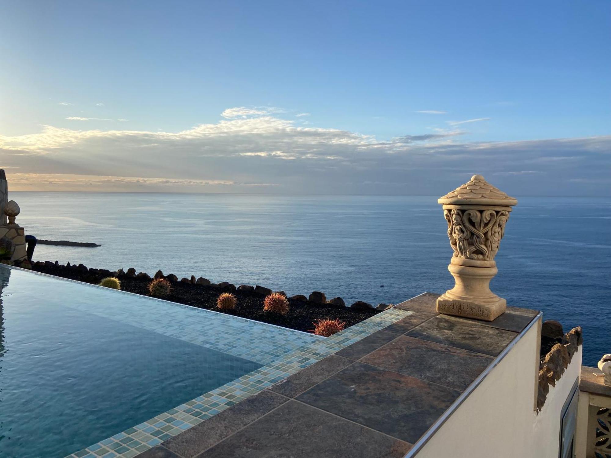 Villa Oasis La Paz - Pelinor Studio - Adults Only Пуэрто-де-ла-Крус Экстерьер фото