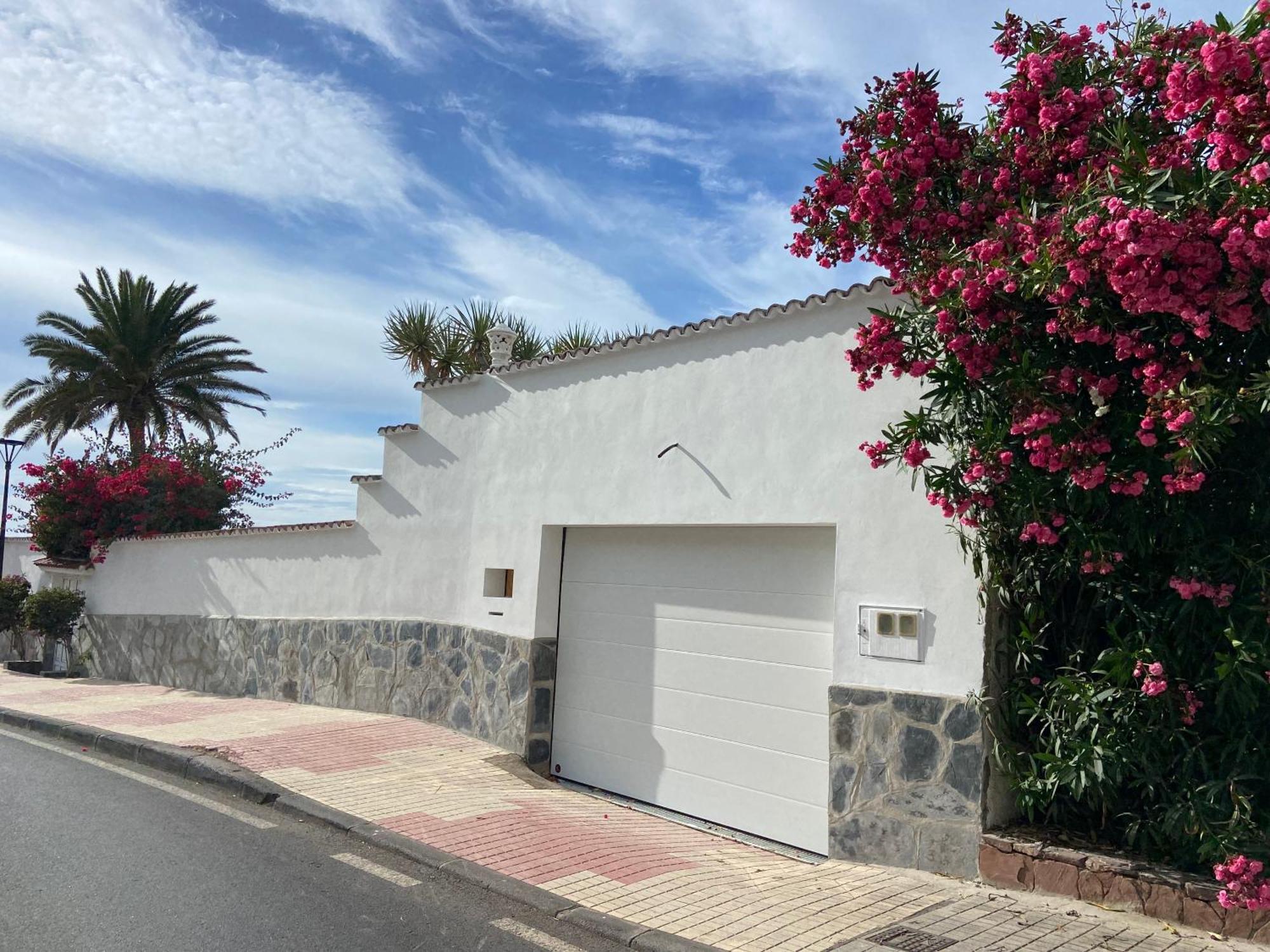 Villa Oasis La Paz - Pelinor Studio - Adults Only Пуэрто-де-ла-Крус Экстерьер фото